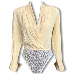 Cache Vintage Yellow Satin and Floral Lace V Neck Bodysuit with Bottom Snaps